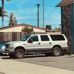 2004 Ford Excursion XLT
