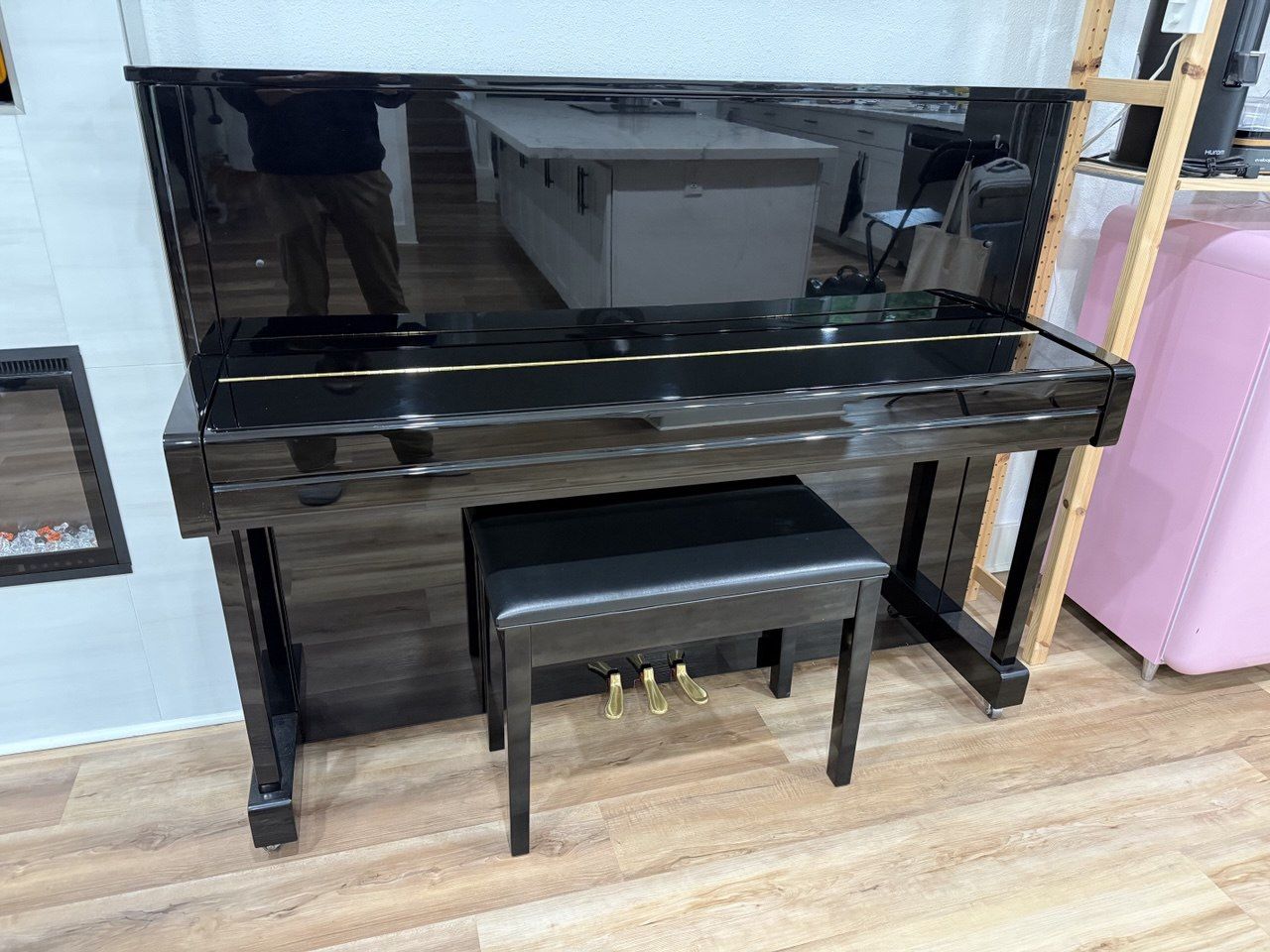 Yamaha b3 PE Upright Piano