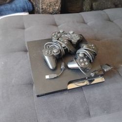 PS3 With 3 Controllers 