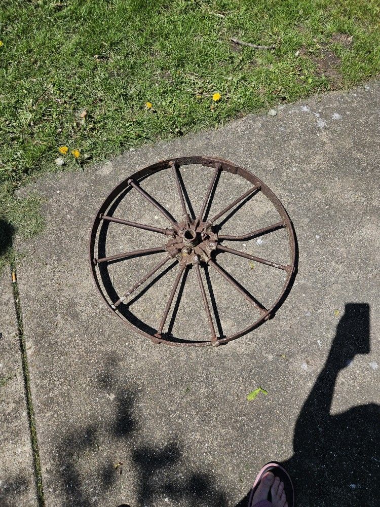 Heavy Antique Wagon Wheel