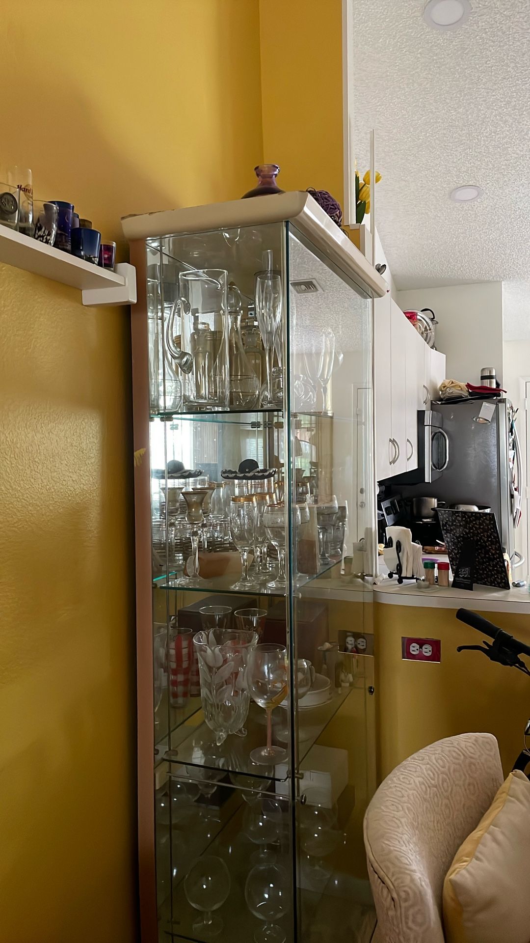 All Glass Display Case