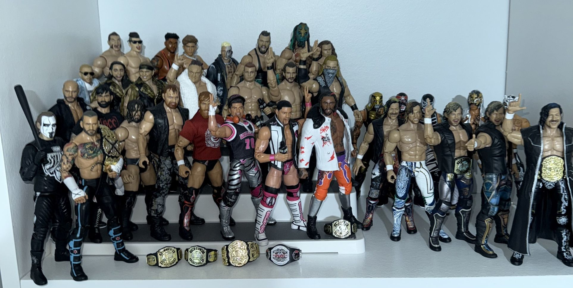 AEW UNRIVALED UNMATCHED SUPREME FIGURE COLLECTION