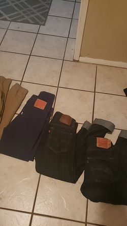 Lot of Levi Jean's 31 x 30 3 pairs plus one old navy joggers