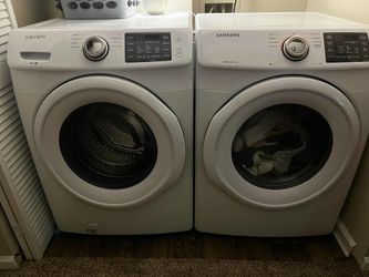 Washer dryer set