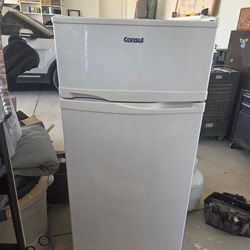 Consul Propane Refrigerator