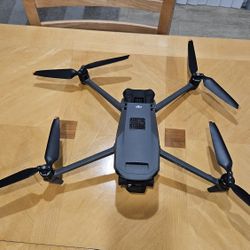 Mavic 3 Fly More Combo