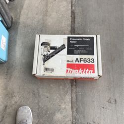 Brand new Makita 15 gauge finish nailer