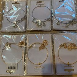 Bracelets Whit Charms 