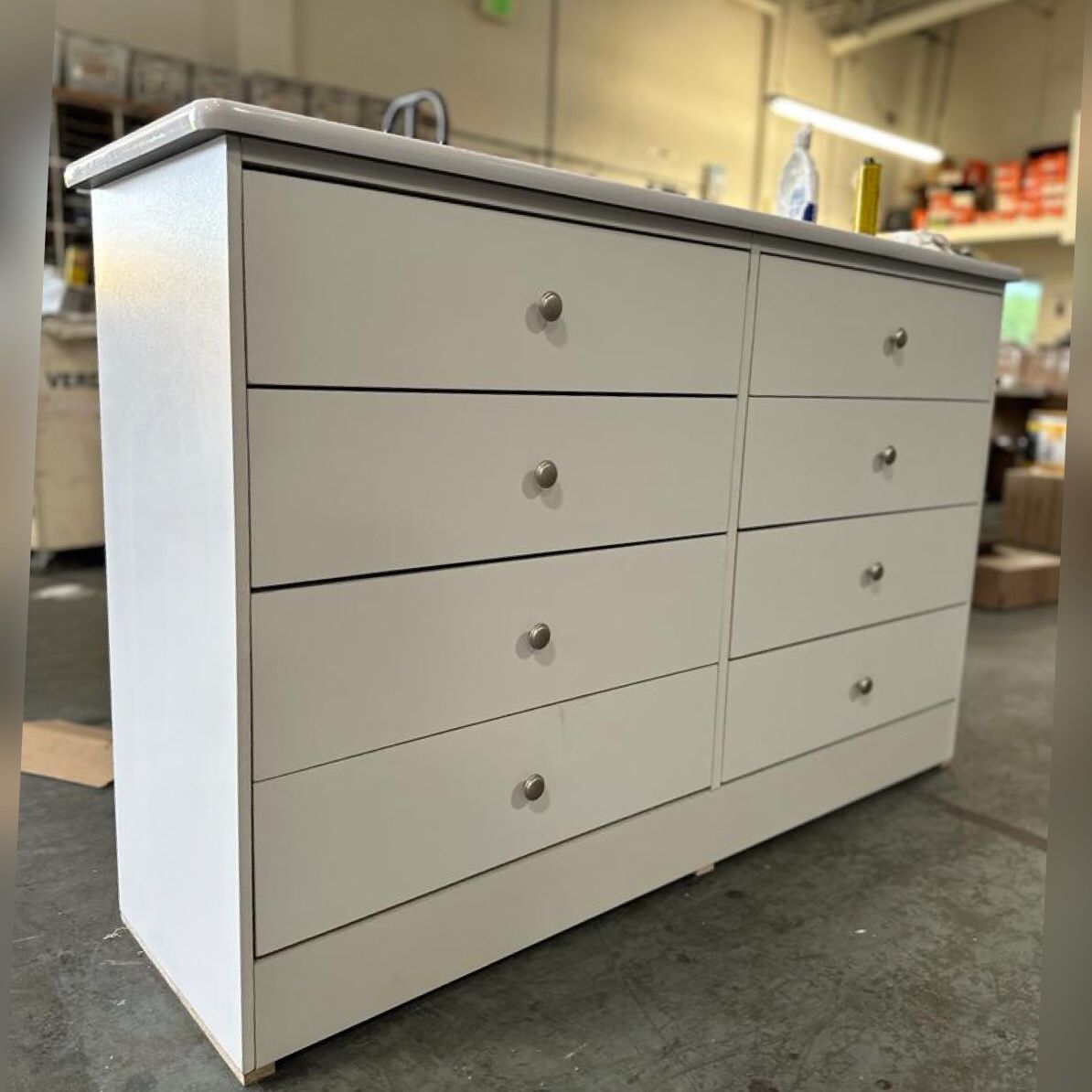 8 Drawer Dresser