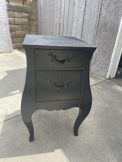 Adorable Black Side Table