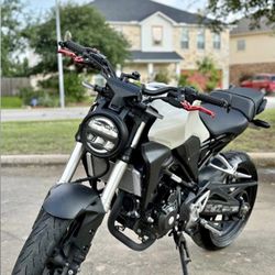 Honda CB300R