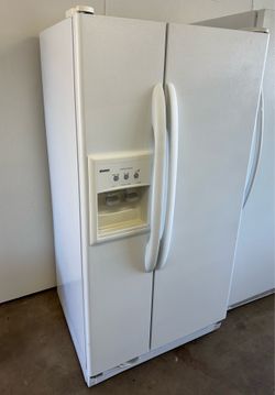 Kenmore Refrigerator (1 month warranty)