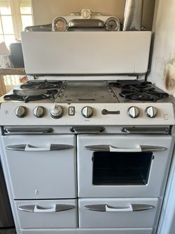 Vintage Stove Okeefe & Merrit