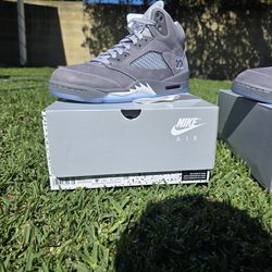 Jordan 5 wolf grey size 9.5