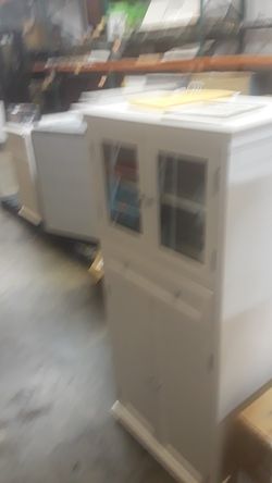 Linen cabinet $75