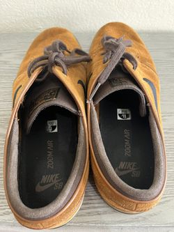 Nike Zoom Stefan Janoski Hazelnut 333824-214 Men's Sneaker Shoes Brown US 11 for Sale in Scottsdale, AZ - OfferUp