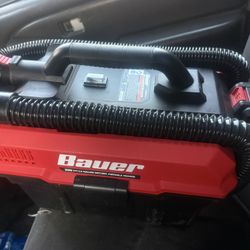 Battery Powered Vacuum 