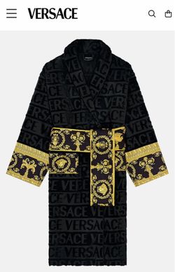 Brand New Designer Vasace Robe