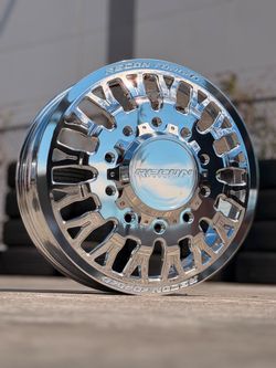 24” Recon Forged wheels