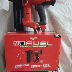 Milwaukee M18 FUEL Brushless Brad Nailer Tool Only 