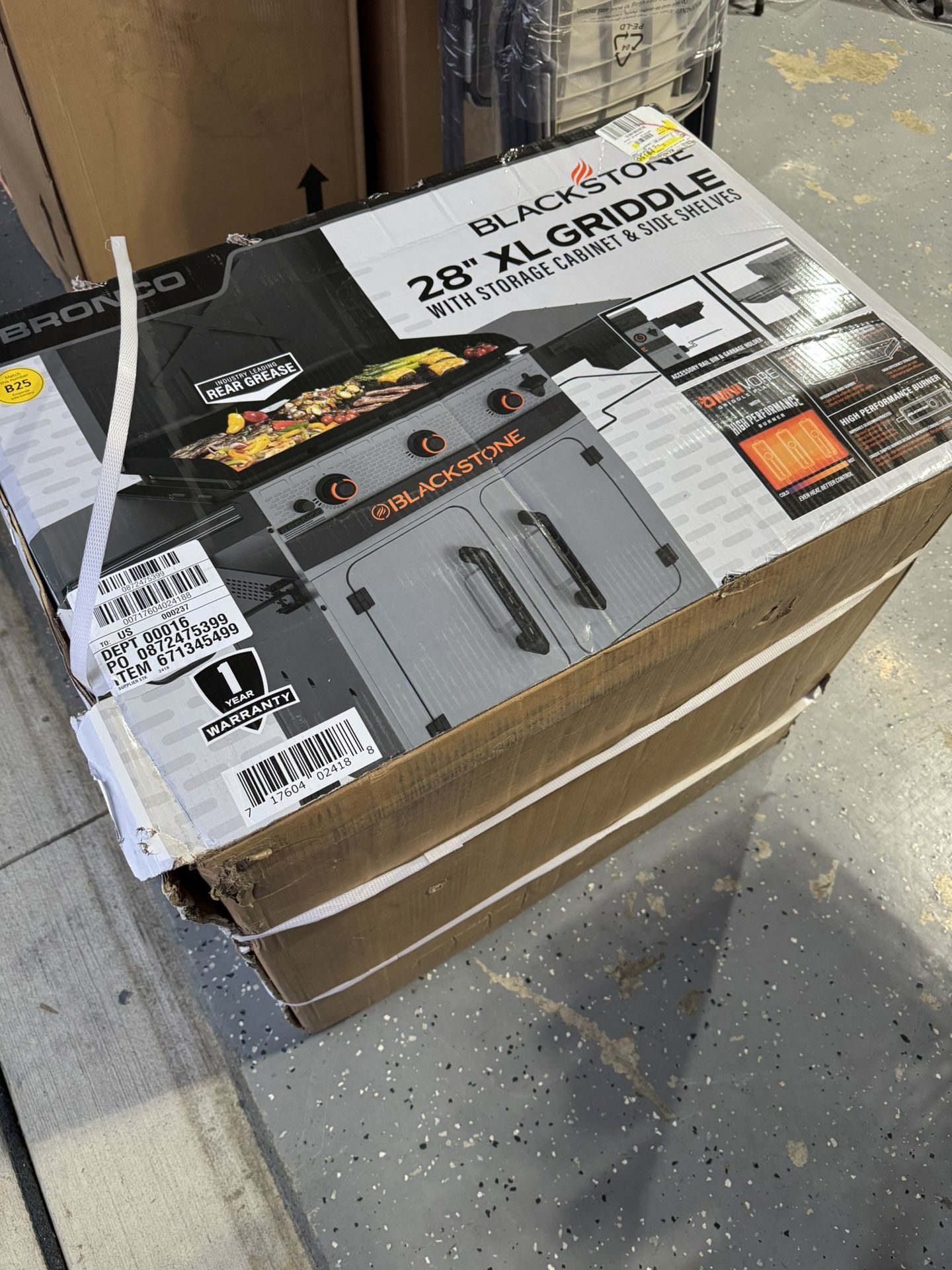 Blackstone bronco edition 3-burner xl griddle loaded