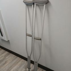 Crutches 