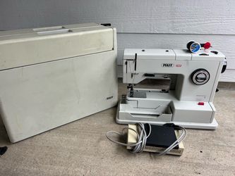 Pfaff 1222 electronic sewing machine