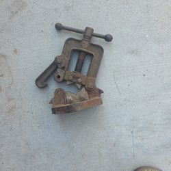 Small Pipe Vice