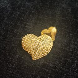 Brooches 