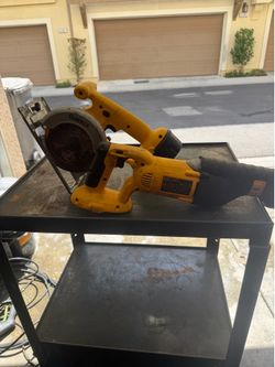 Dewalt saws