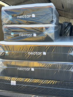 ☎️📲📞call or Tex (213)713-74-89      Nectar Mattress.             Nectar Premier twin  Size  - 13" Memory Foam Mattress     New Mattress in a plastic