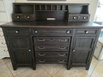 Wood Desk/credenza & Chair
