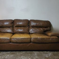 LEATHER BROWN SOFA & LOVESEAT