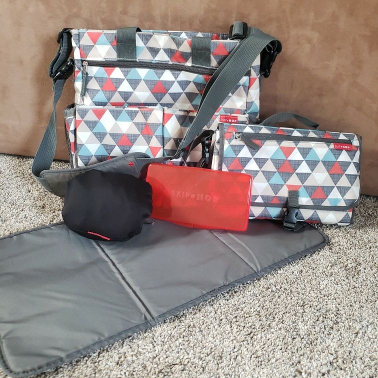 5 Piece Skip Hop Duo Signatures Triangles Diaper Bag