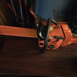 Echo 20" Chain Saw
