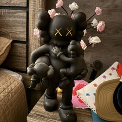 KAWS FIGURE 