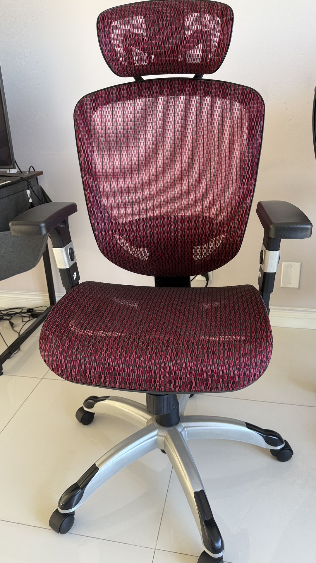 Staples Hyken Ergonomic Mesh Swivel Task Chair, Maroon