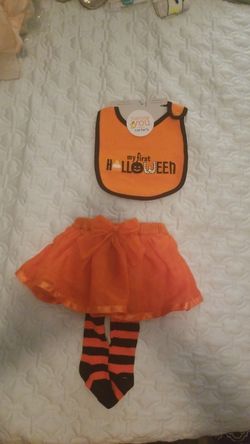 New baby girls Halloween set Carter's bib and Children's place tutu skirt with attached matching tights gift holiday