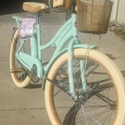 New 24" Girls Bike 