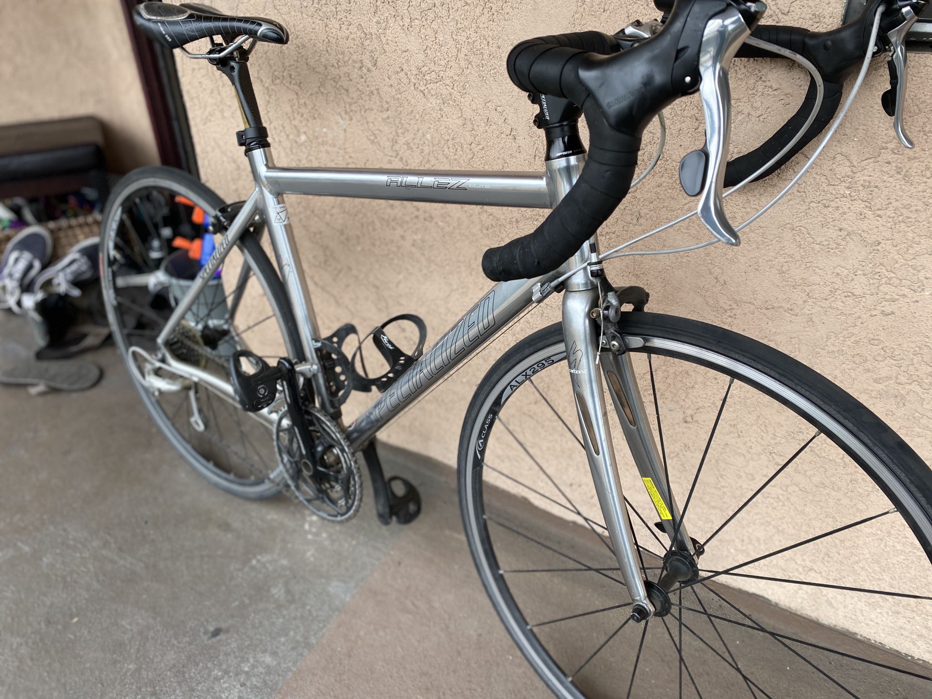 Specialized Allez Elite Road Bike 54cm with Shimano 105 components