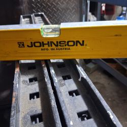 Johnson 6ft  Level Professional