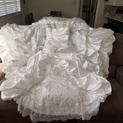 Maggie soterro wedding dress size 6