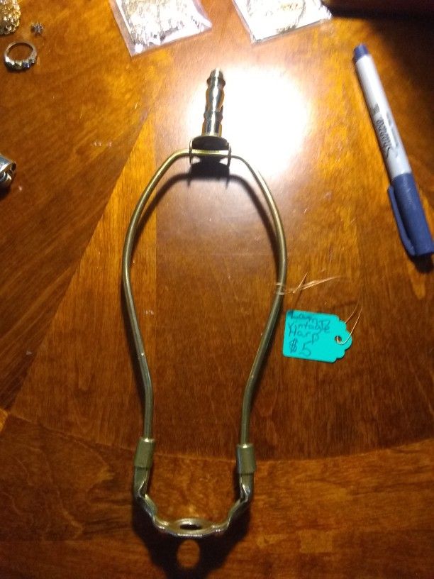 VINTAGE LAMP HARP