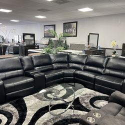 Black Leather Sofa Sectional w/ Power Recliners 