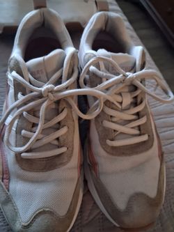 Vendo bonitos tenis zize 8.5