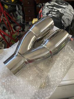 Dual Exhaust Tip (Driver Side)