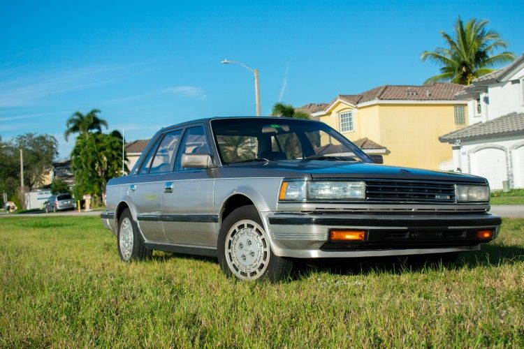 1986 Nissan Maxima