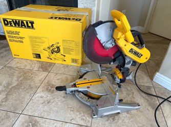 DEWALT - 15 Amp Corded 12 in. Compound Double Bevel Miter Saw