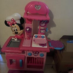Minnie Mouse Play Kitchen