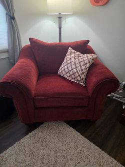 Plush Chair with pillow Must pick up fast.
